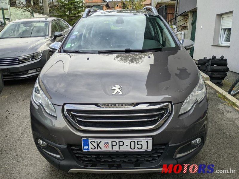 2014' Peugeot 2008 1,2 Vti photo #2