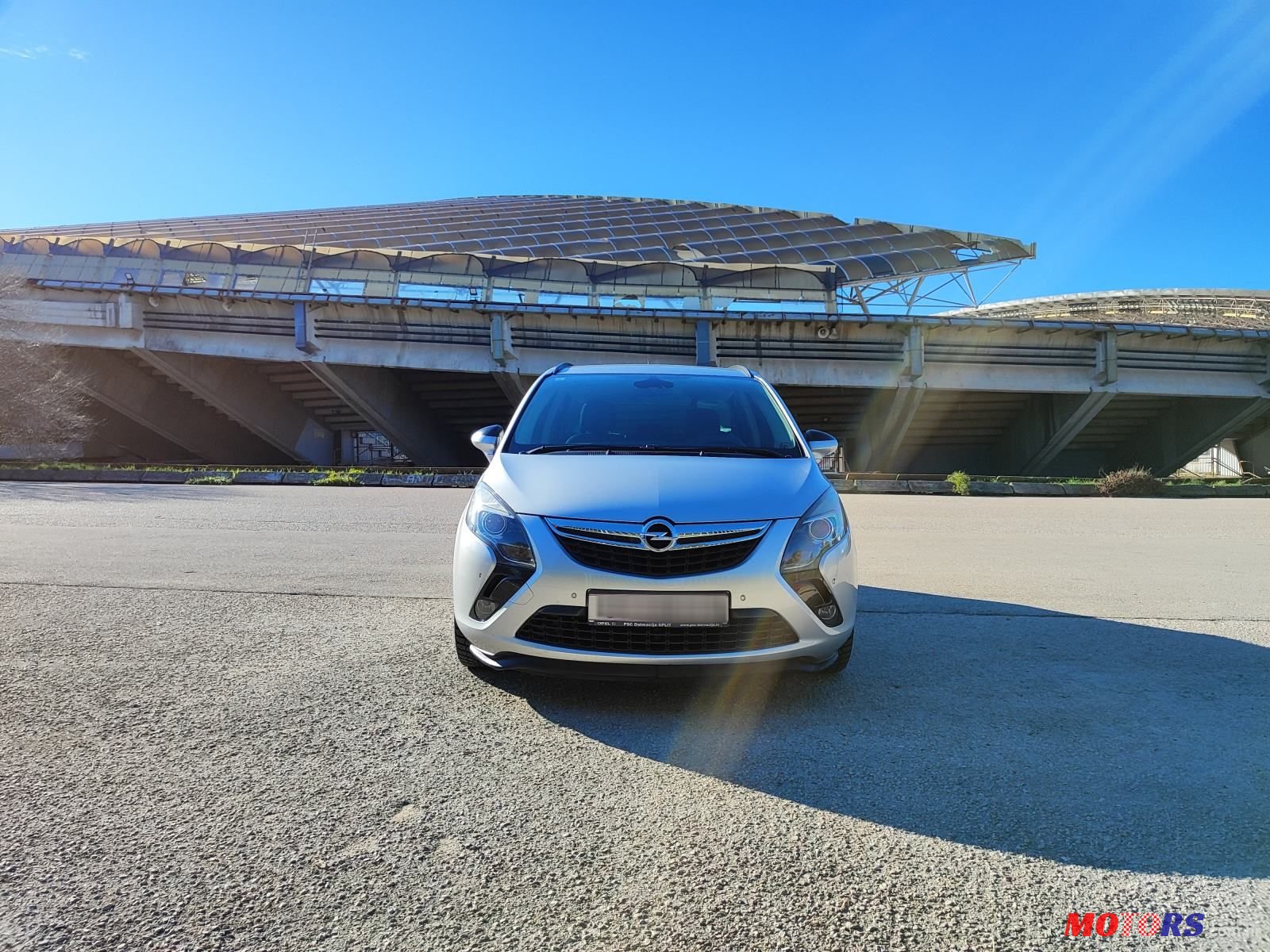 2013' Opel Zafira 2,0 photo #1