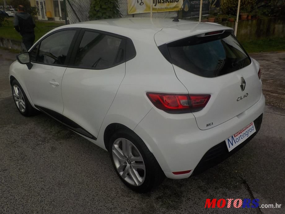 2020' Renault Clio photo #6