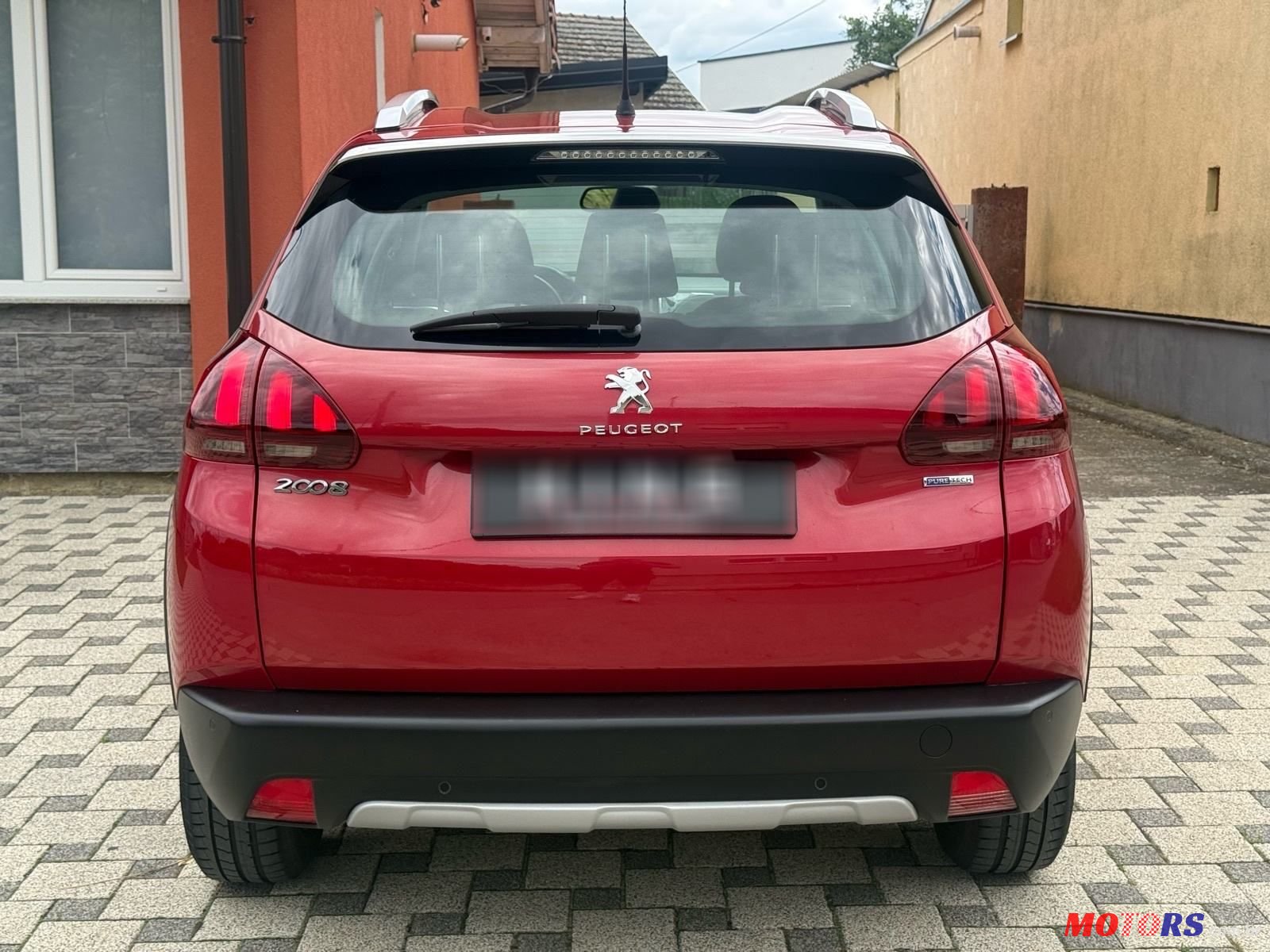 2016' Peugeot 2008 1,2 photo #6