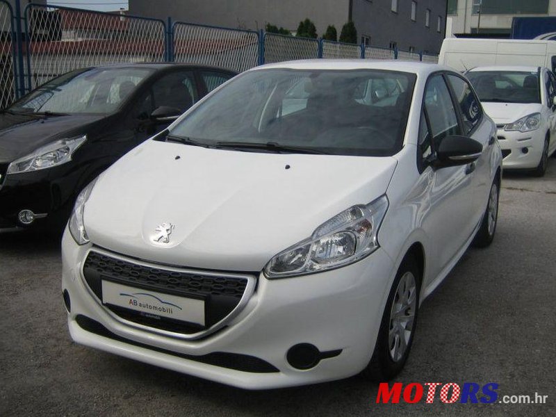 2013' Peugeot 208 1,4 Hdi photo #2