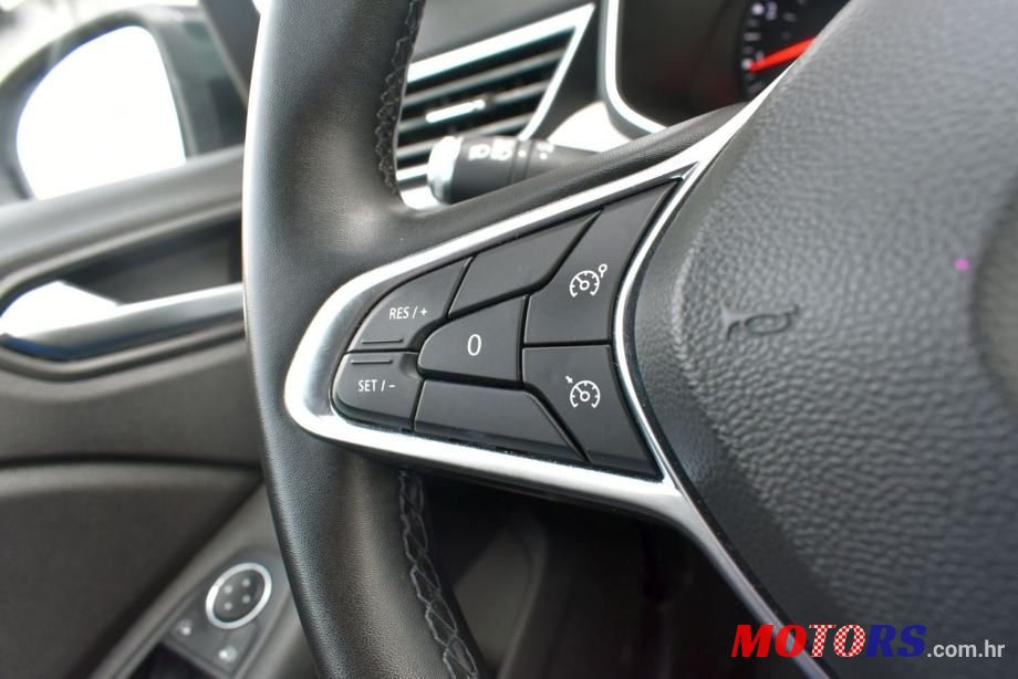 2021' Renault Clio 1.0 Tce Limited photo #6