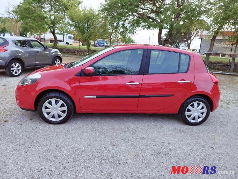 2010' Renault Clio 1,2 16V photo #5