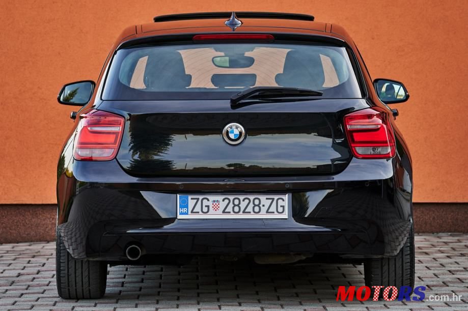 2012' BMW Serija 1 116D Sport photo #6