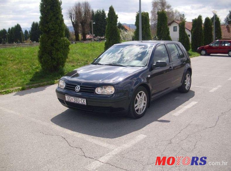 2002' Volkswagen Golf IV 1,9 Tdi photo #1