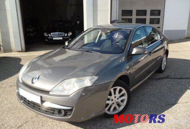 2008' Renault Laguna photo #1