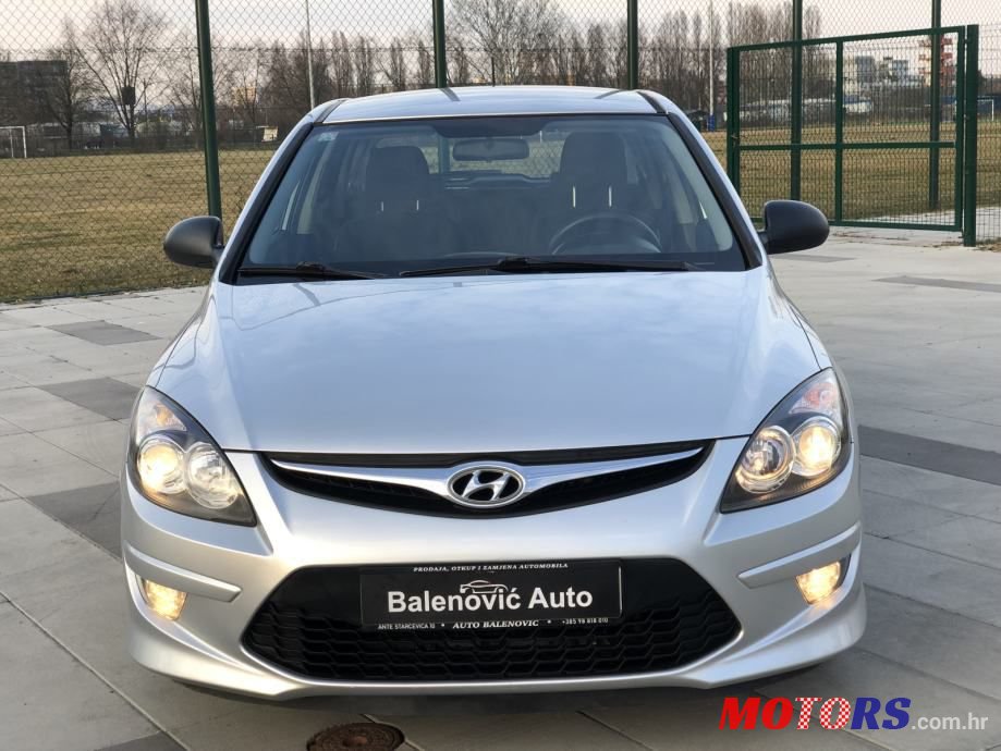 2012' Hyundai i30 1,6 Crdi photo #2