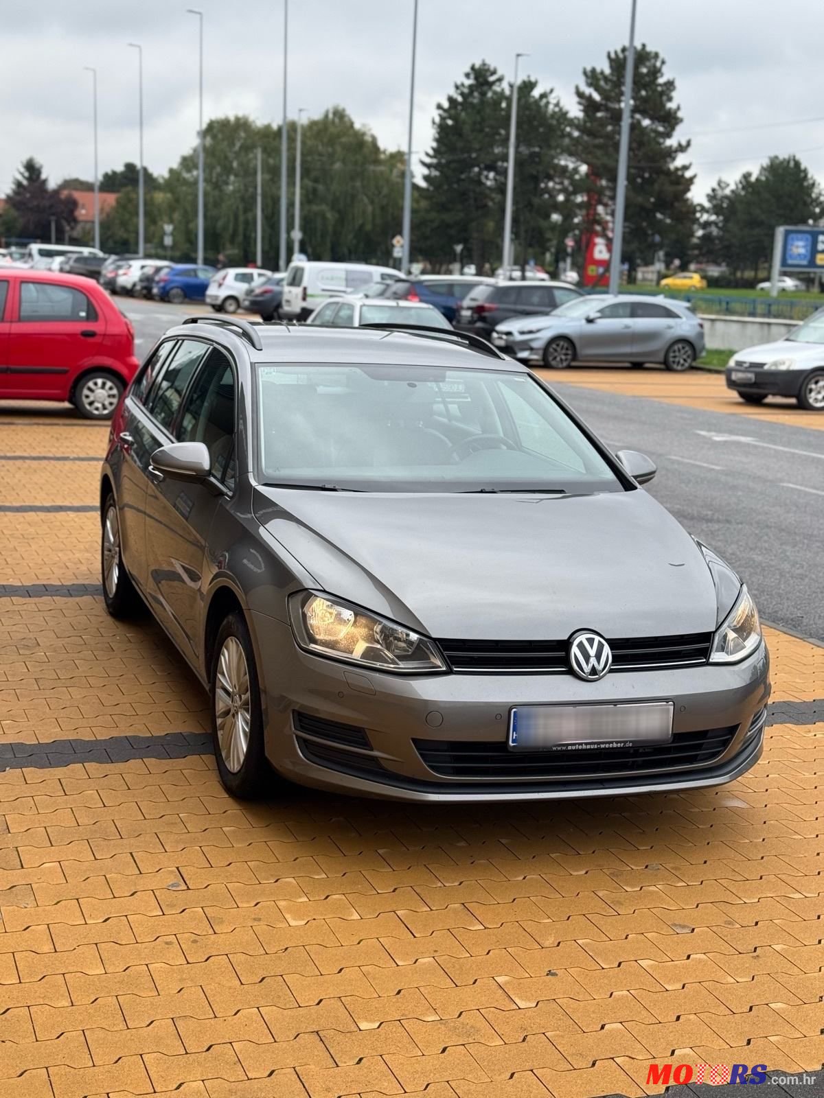 2015' Volkswagen Golf VII Variant photo #6