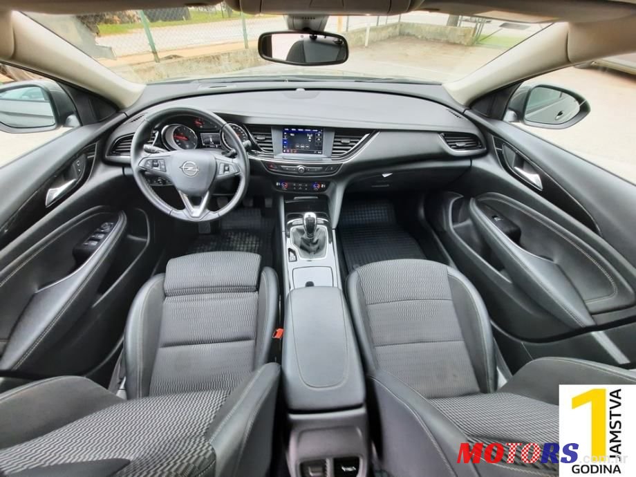 2018' Opel Insignia photo #5