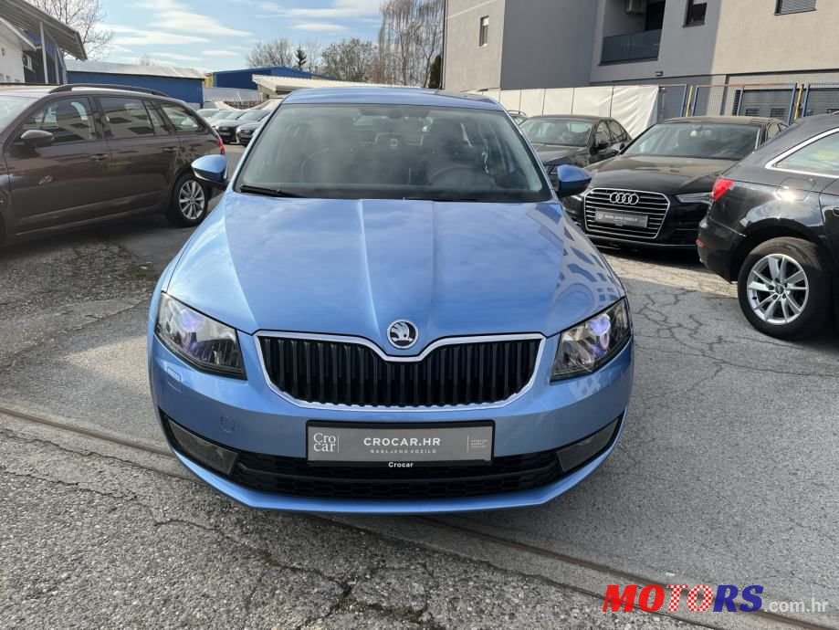 2017' Skoda Octavia 2,0 Tdi photo #2