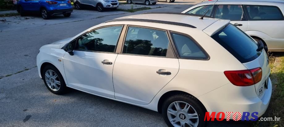 2010' SEAT Ibiza photo #6