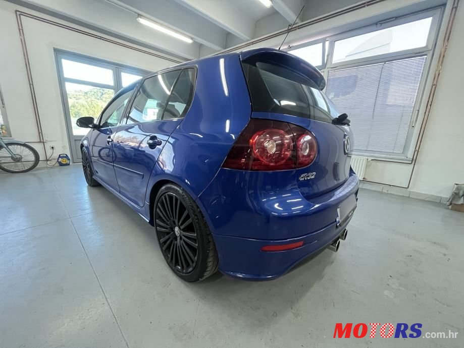 2007' Volkswagen Golf V R32 photo #5