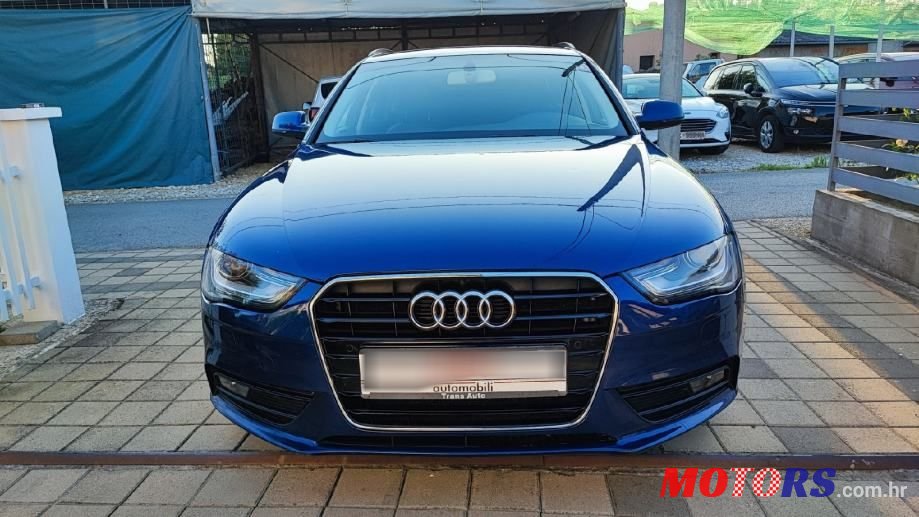 2015' Audi A4 Avant photo #2