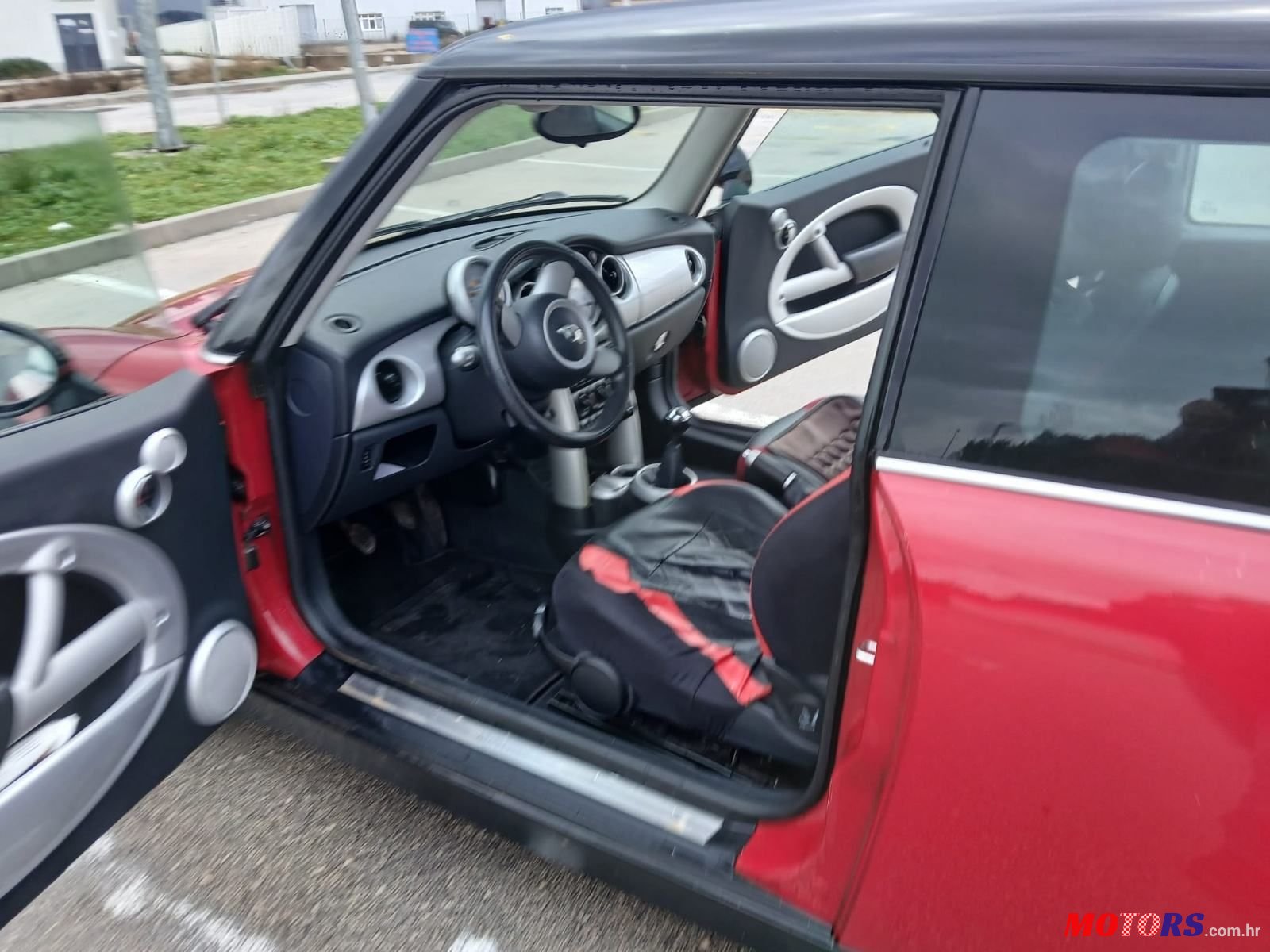 2006' MINI Cooper 1.6 photo #5