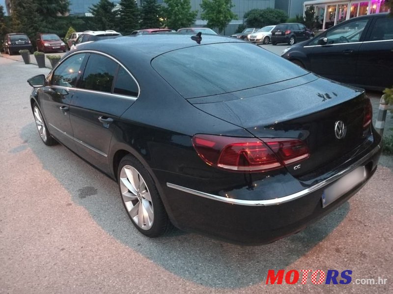 2014' Volkswagen Passat 2,0 Tdi Bmt photo #4