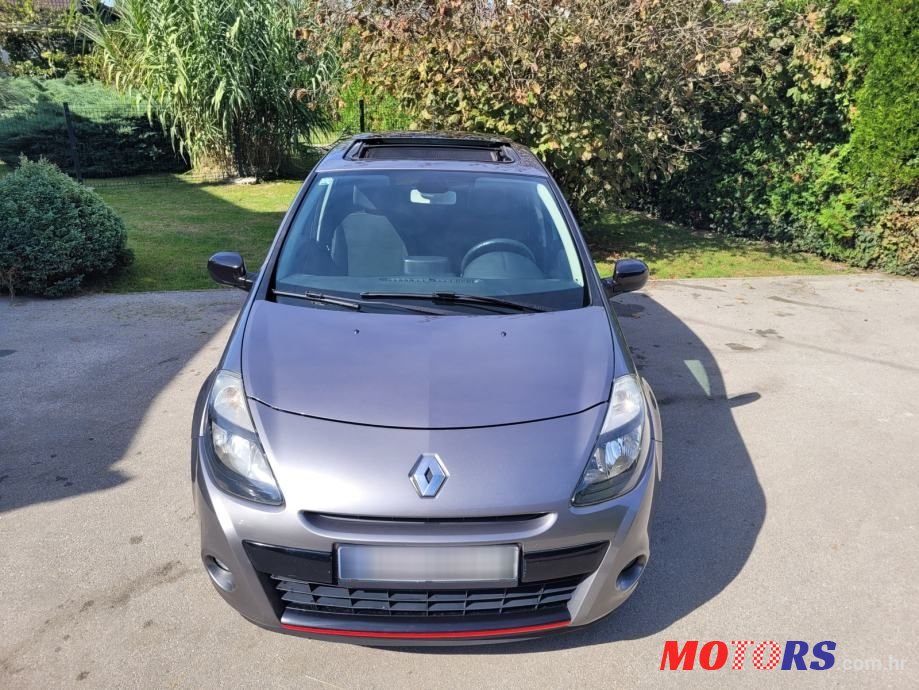2011' Renault Clio 1,5 Dci photo #2