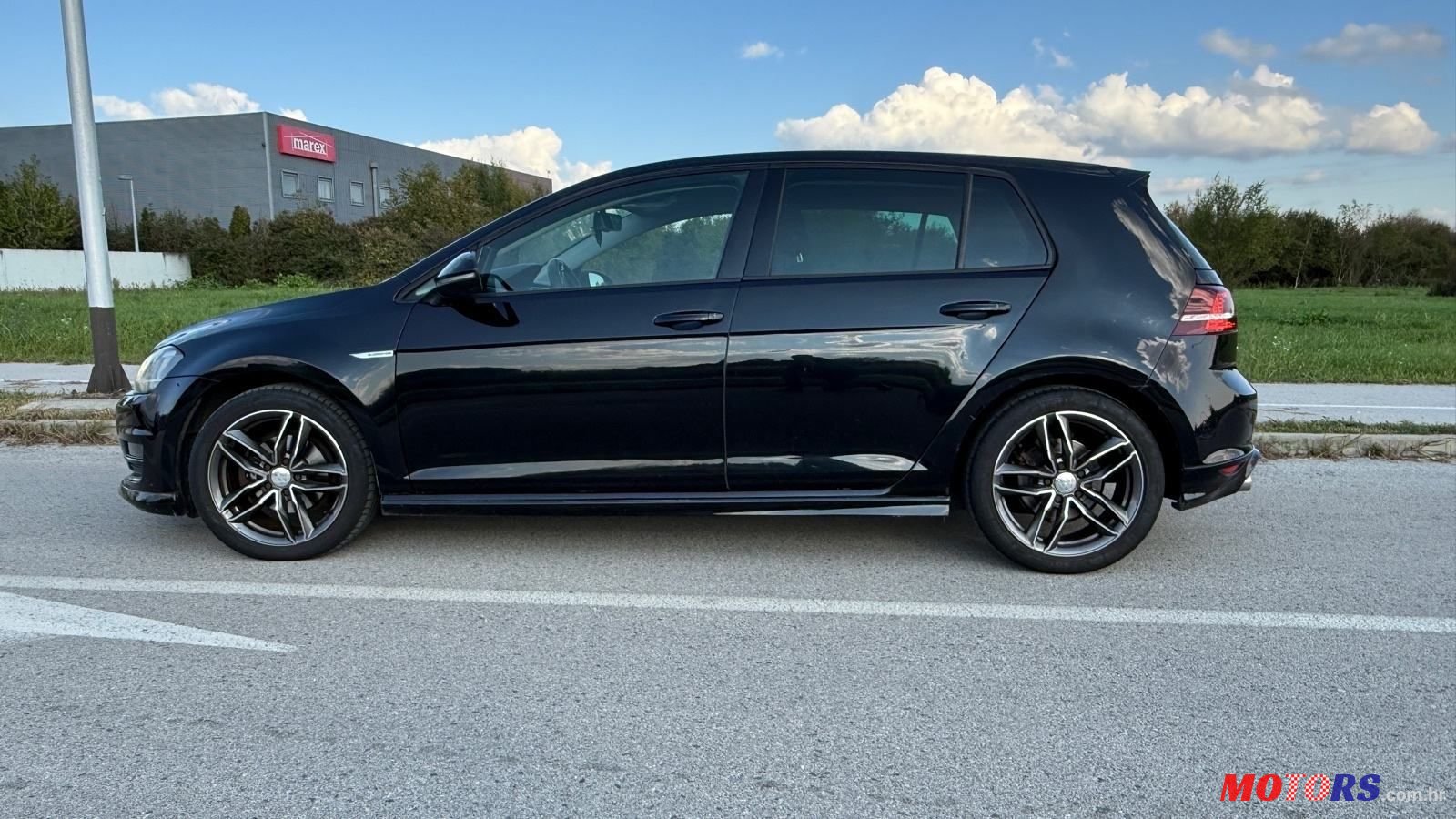 2015' Volkswagen Golf VII 1,6 Tdi Bmt photo #1