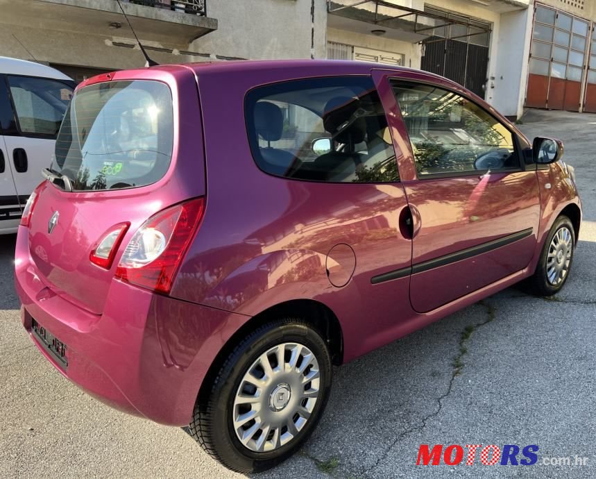 2013' Renault Twingo photo #5