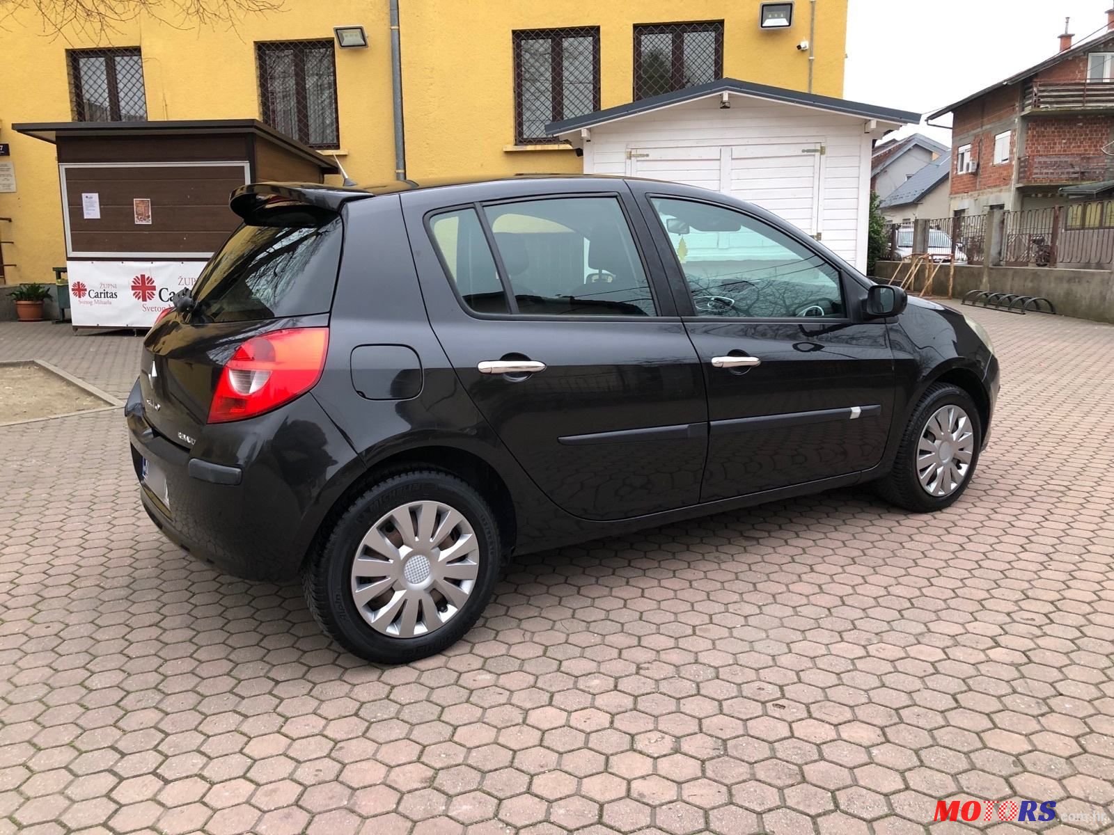 2007' Renault Clio 1,4 16V photo #3