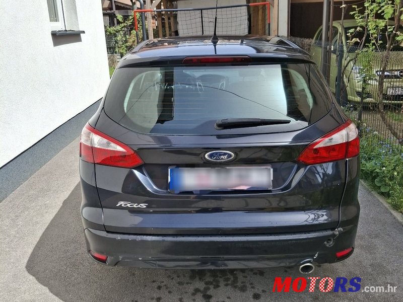 2012' Ford Focus Karavan photo #4