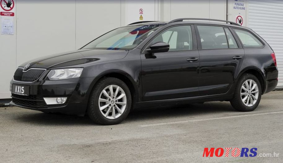 2017' Skoda Octavia Combi photo #2