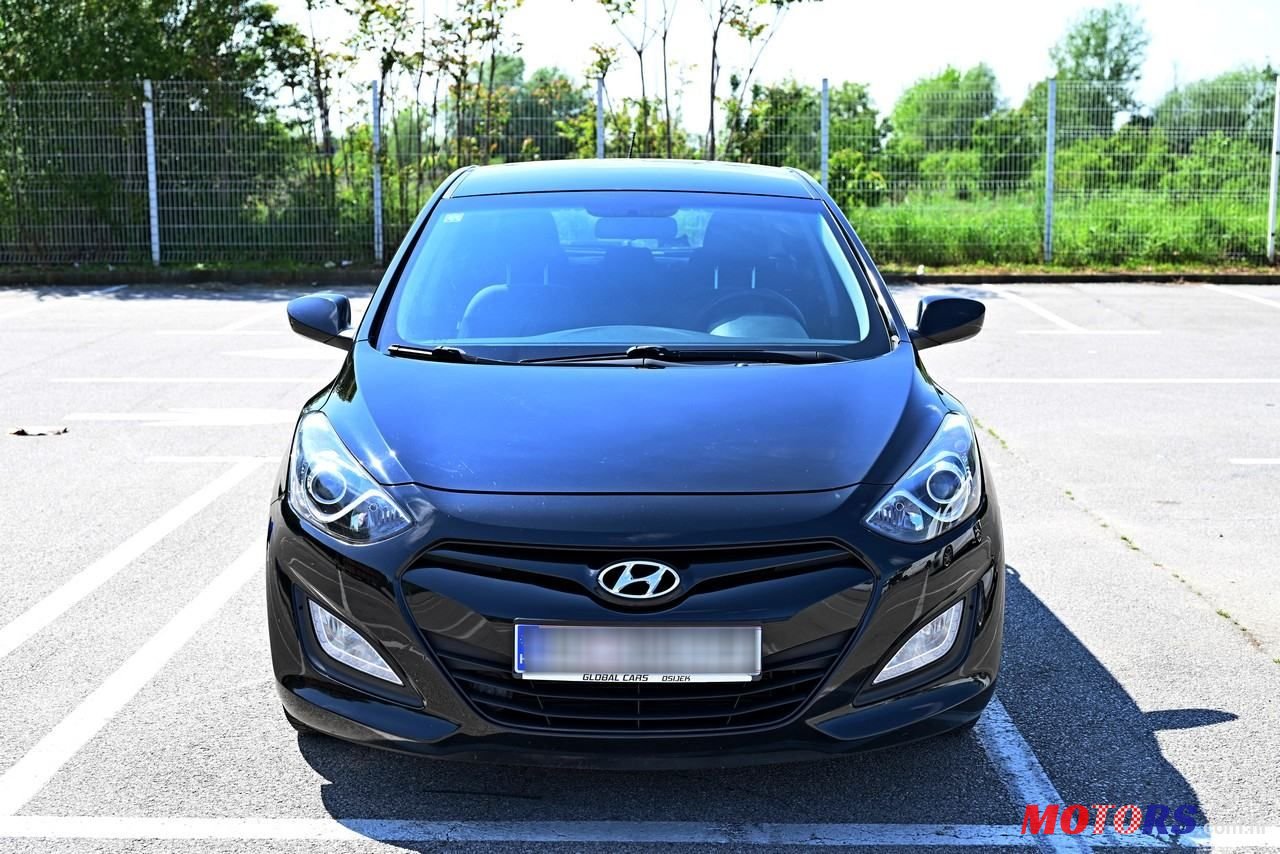 2012' Hyundai i30 1,4 photo #1