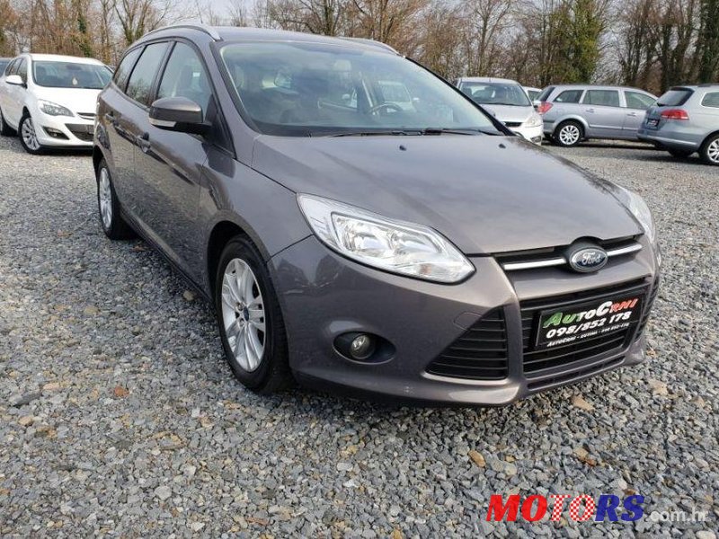 2011' Ford Focus 1,6 photo #1