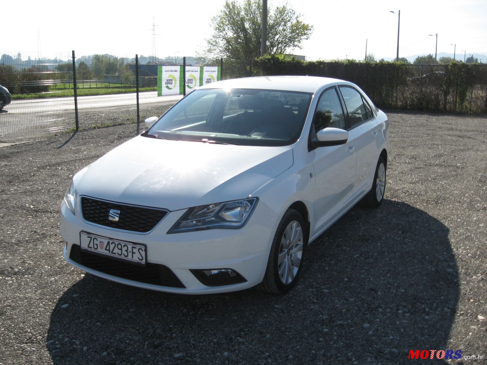 2014' SEAT Toledo photo #1