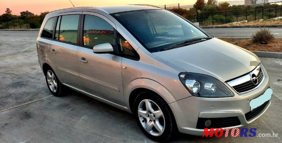 2008' Opel Zafira 1,9 Cdti photo #2
