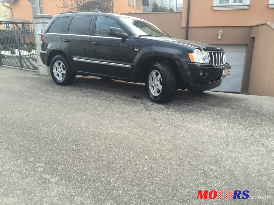 2005' Jeep Grand Cherokee photo #1