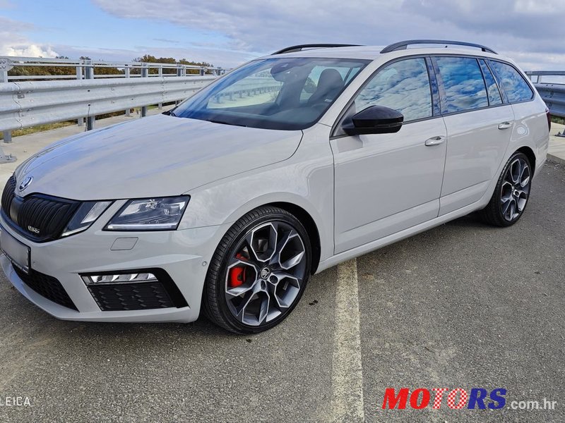 2017' Skoda Octavia Combi photo #6