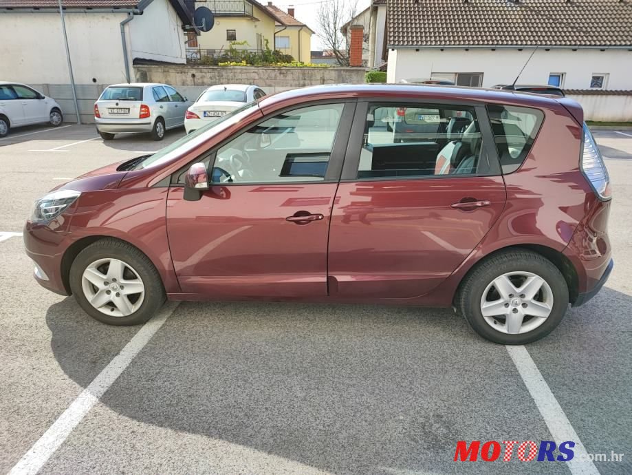 2014' Renault Scenic Dci photo #5