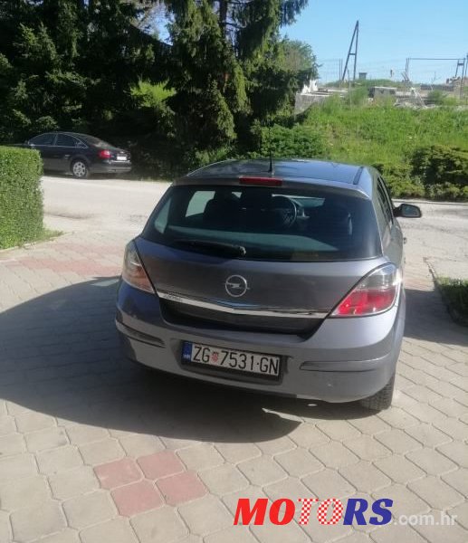 2007' Opel Astra 1,4 photo #1