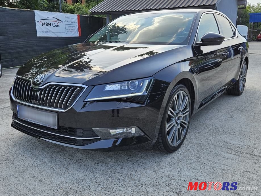 2018' Skoda Superb photo #2
