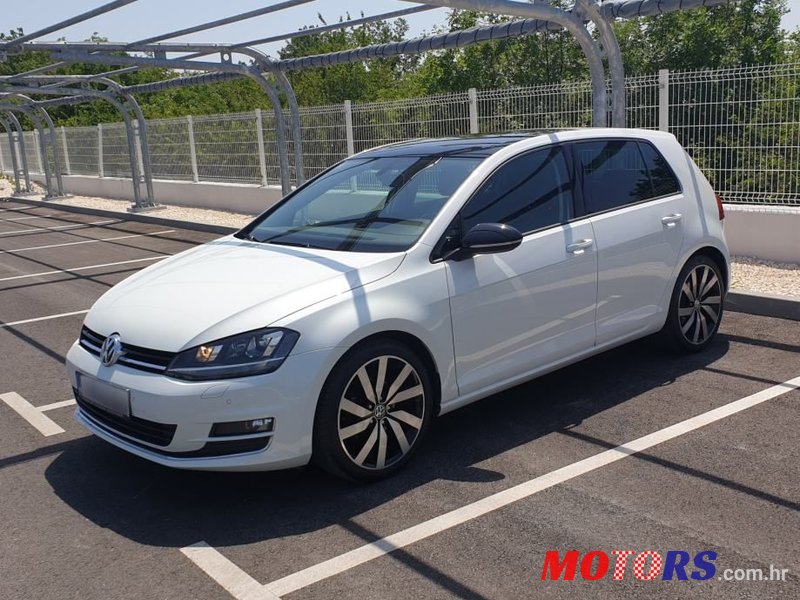 2014' Volkswagen Golf VII 2,0 Tdi Dsg photo #1