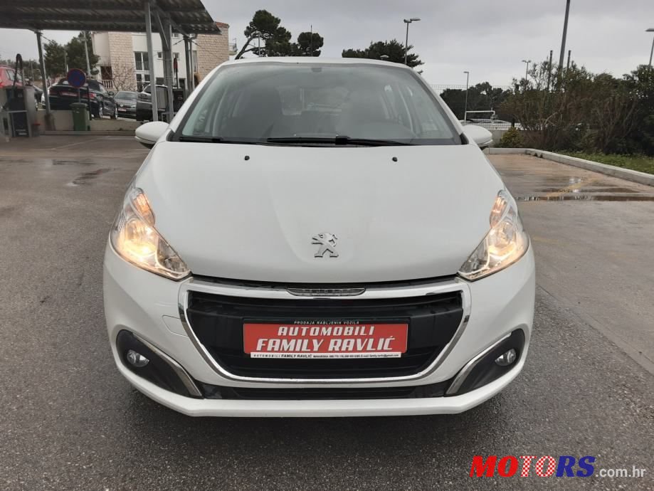 2018' Peugeot 208 1,6 Bluehdi photo #3