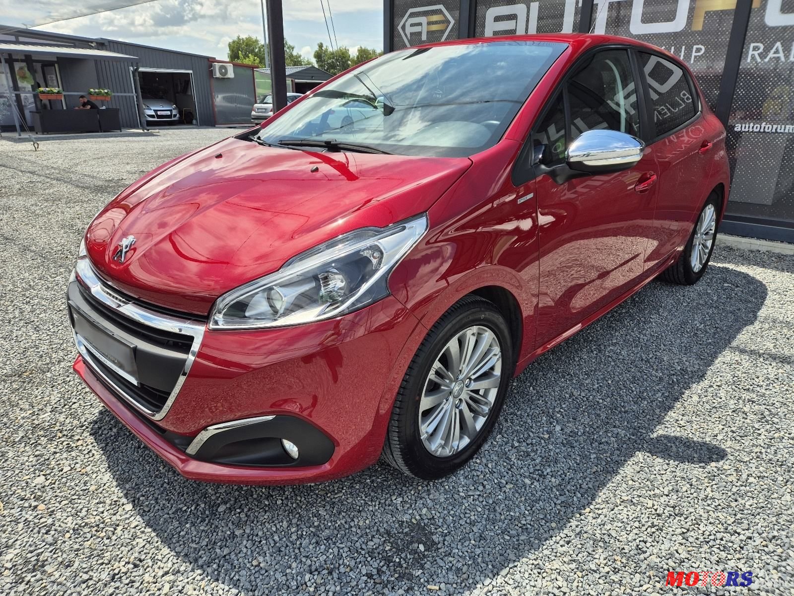 2017' Peugeot 208 1,2 photo #3