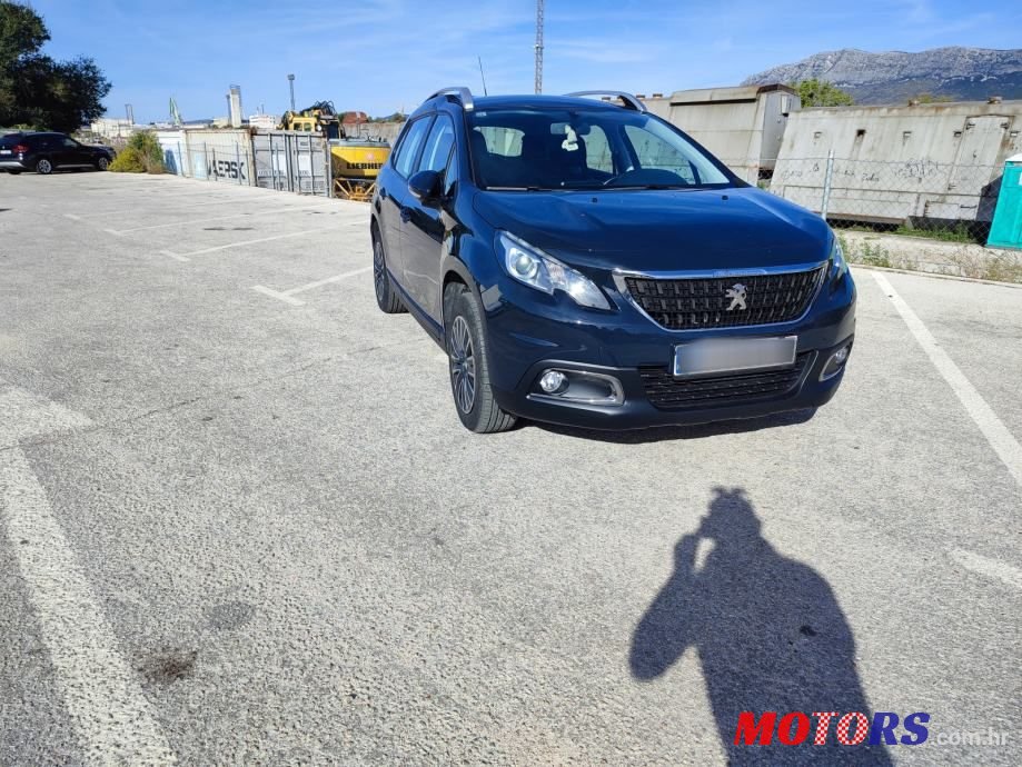 2018' Peugeot 2008 1,6 Bluehdi photo #1