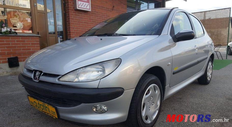 2005' Peugeot 206 206 1,4 Hdi photo #1