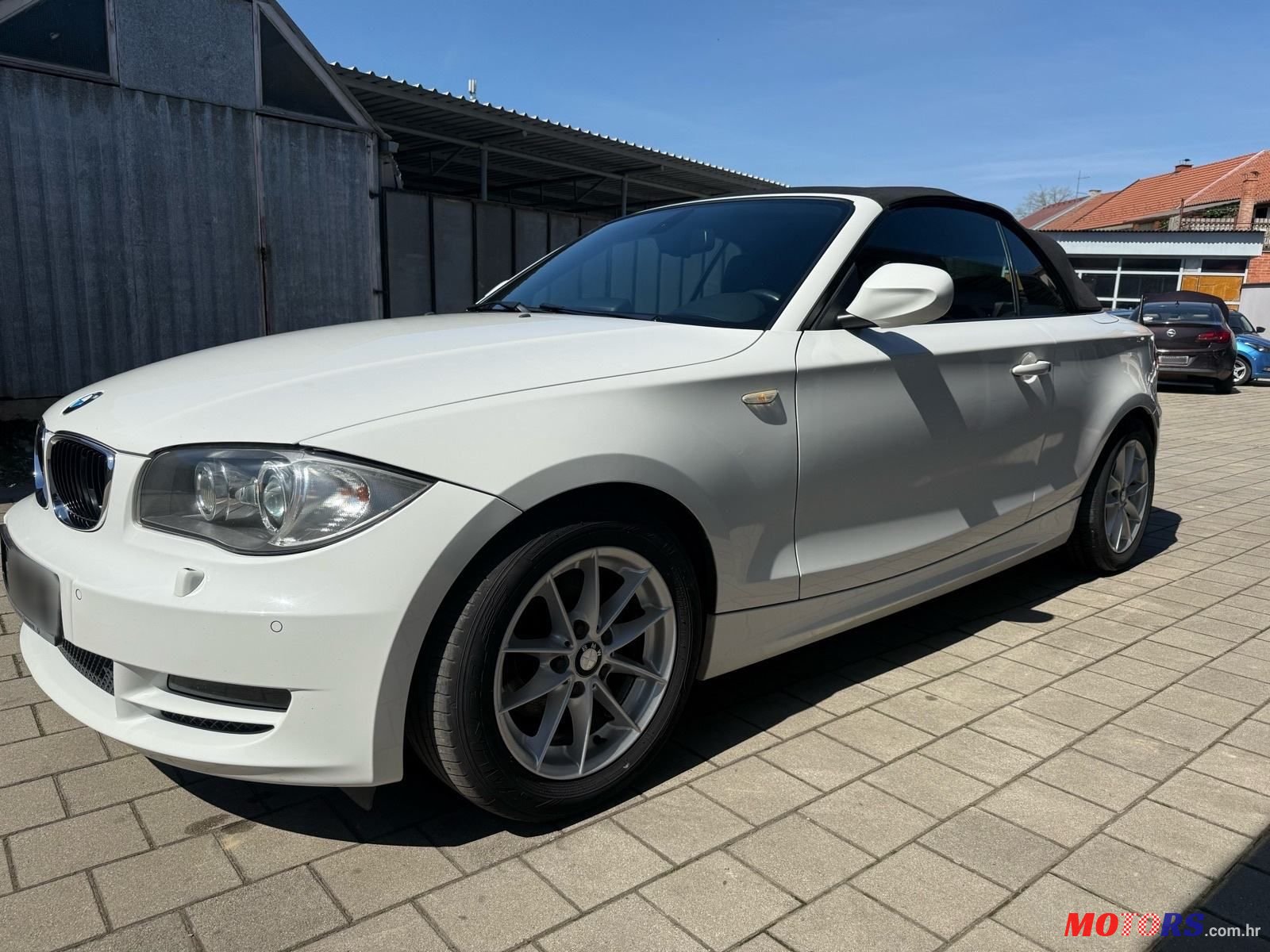 2010' BMW Serija 1 118I photo #3