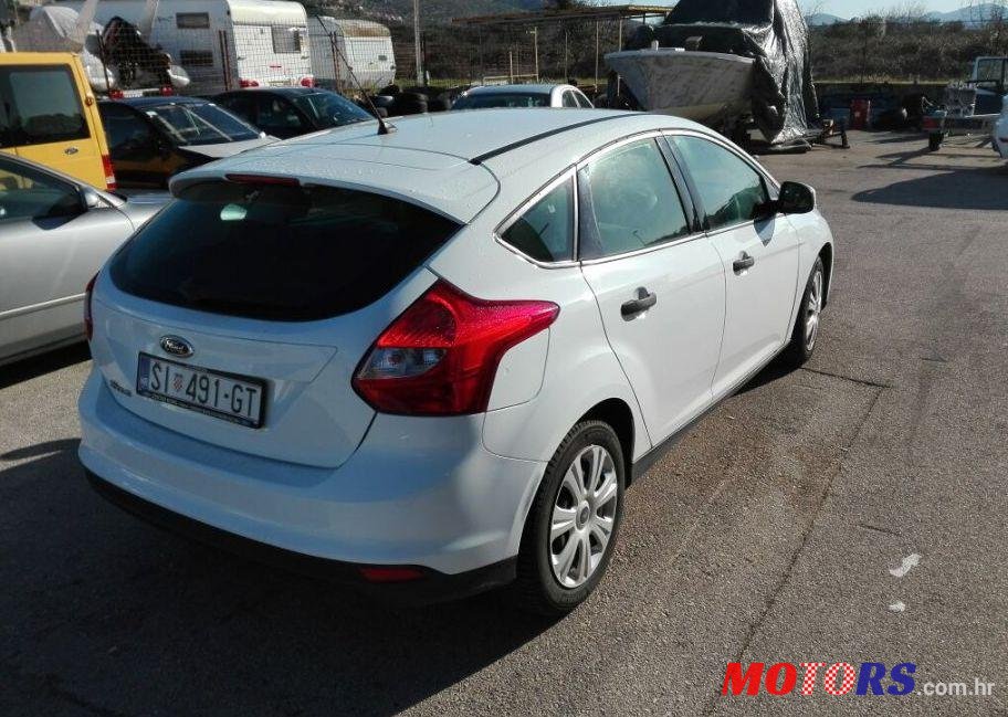2013' Ford Focus 1,6 photo #2