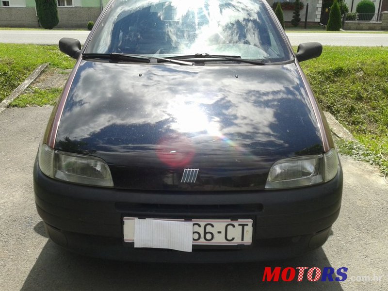 1995' Fiat Punto photo #1