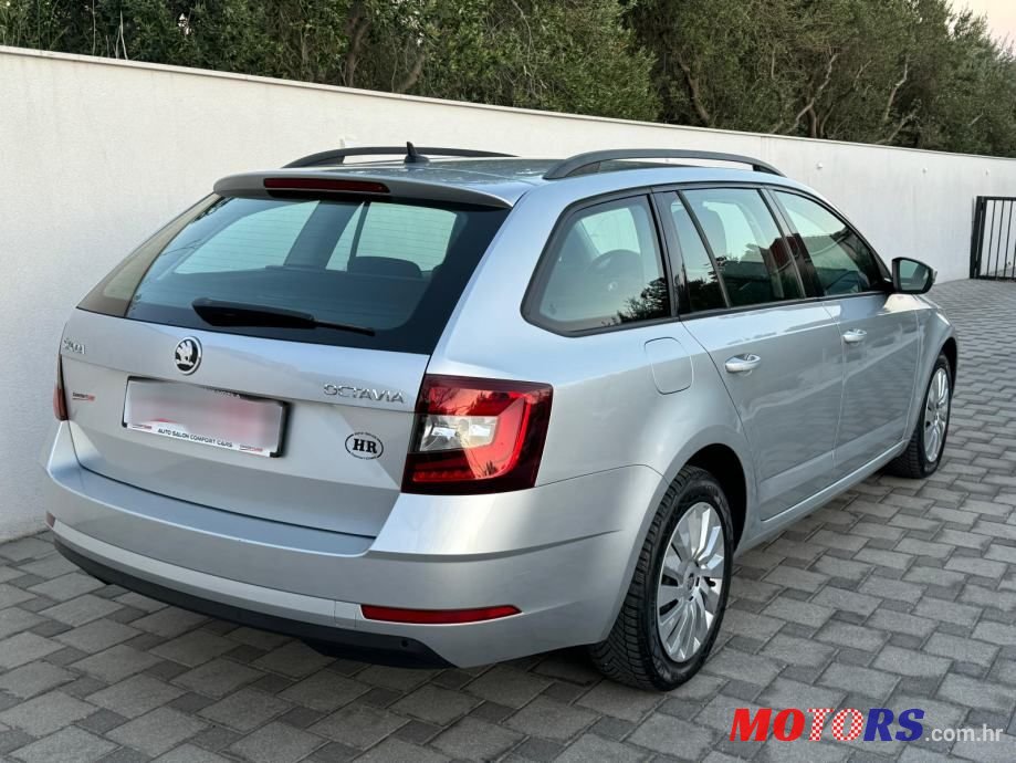 2019' Skoda Octavia Combi photo #6