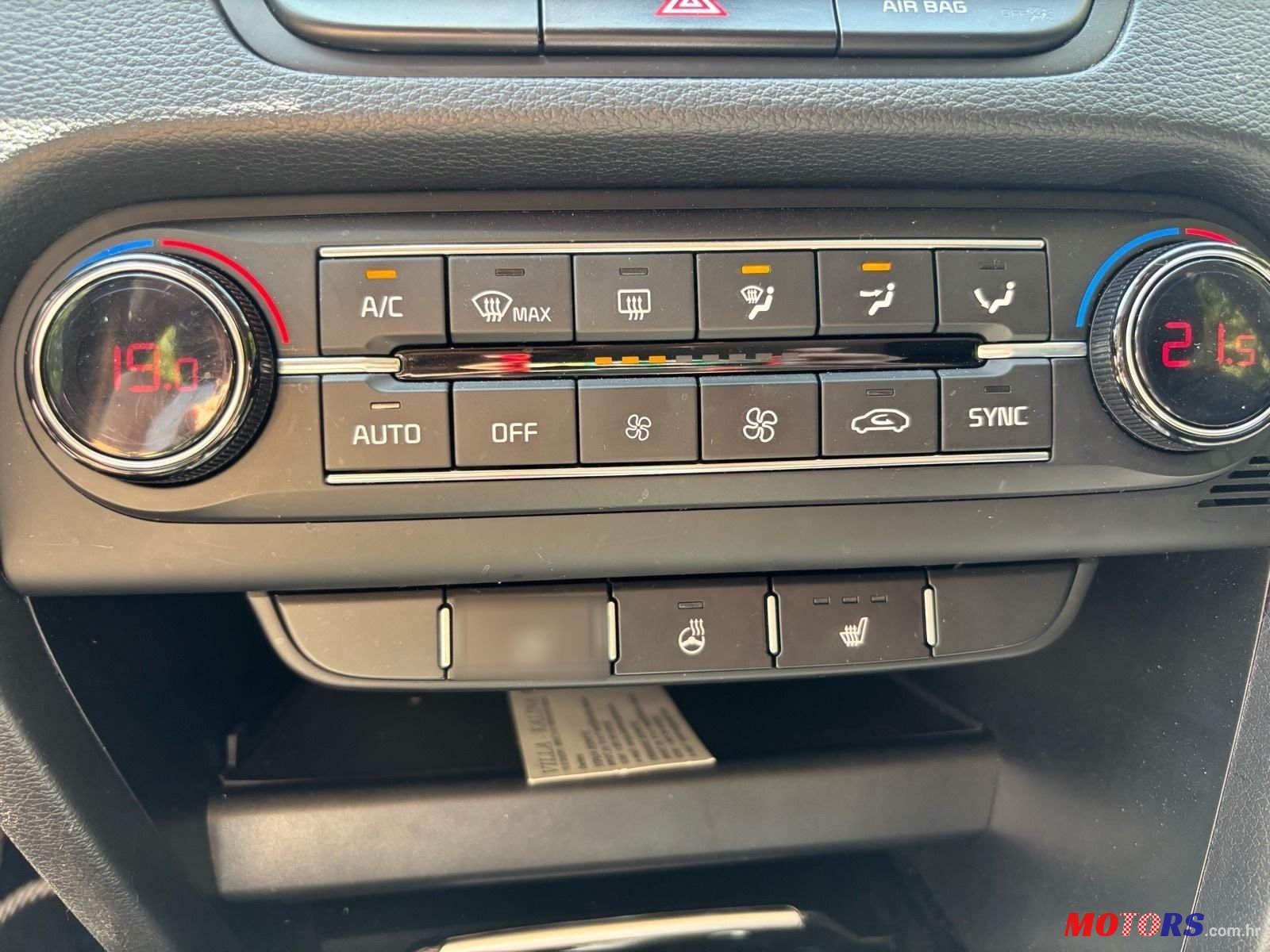 2020' Kia XCeed 1.0 T-Gdi photo #5