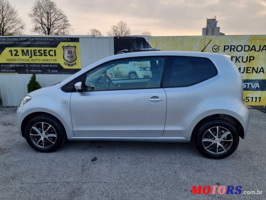 2015' Volkswagen Up! 1,0 Up! photo #2