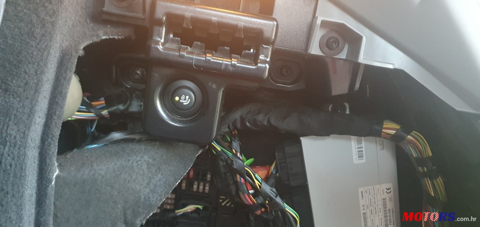 2013' BMW Serija 5 Touring 520D photo #3