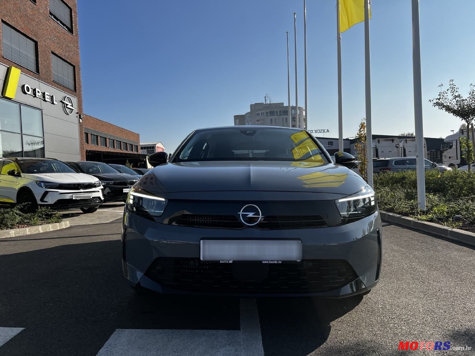 2024' Opel Corsa Edition 1.2 S/S At8 photo #2