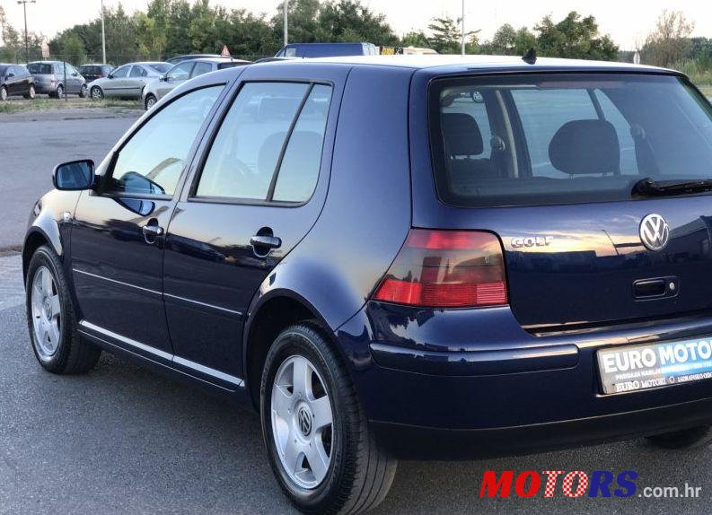 2002' Volkswagen Golf IV 1,9 Tdi photo #2