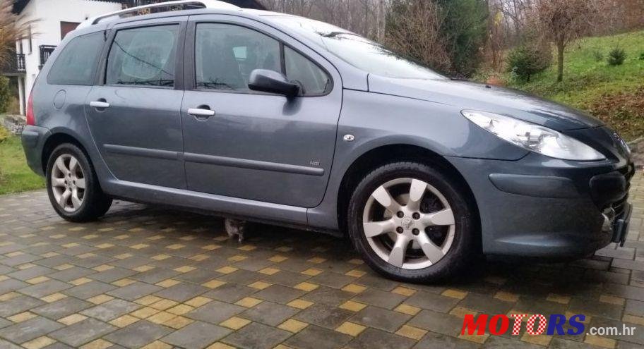 2005' Peugeot 307 Sw 1,6 16V Hdi photo #2