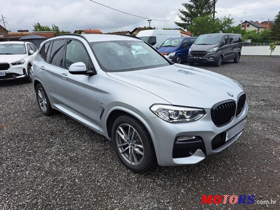 2018' BMW X3 Xdrive20D photo #2